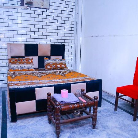 New Taj Family Hotel Lahore Extérieur photo